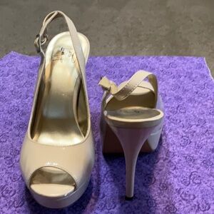 Diba Girl Elegant Cream Peep-Toe Slingback Heels
